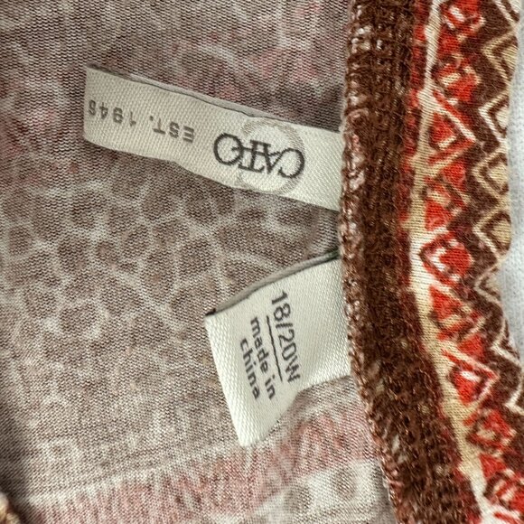 Cato Womens 3/4 Sleeve Tribal Print Top 18/20W Rayon & Spandex - Picture 3 of 5